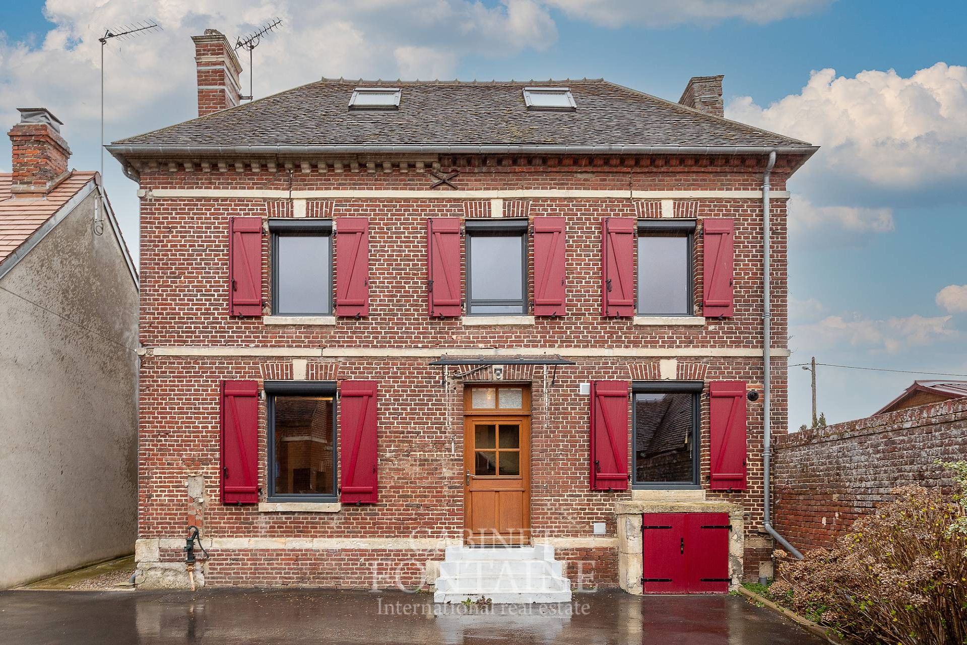 Maison Rochy Condé